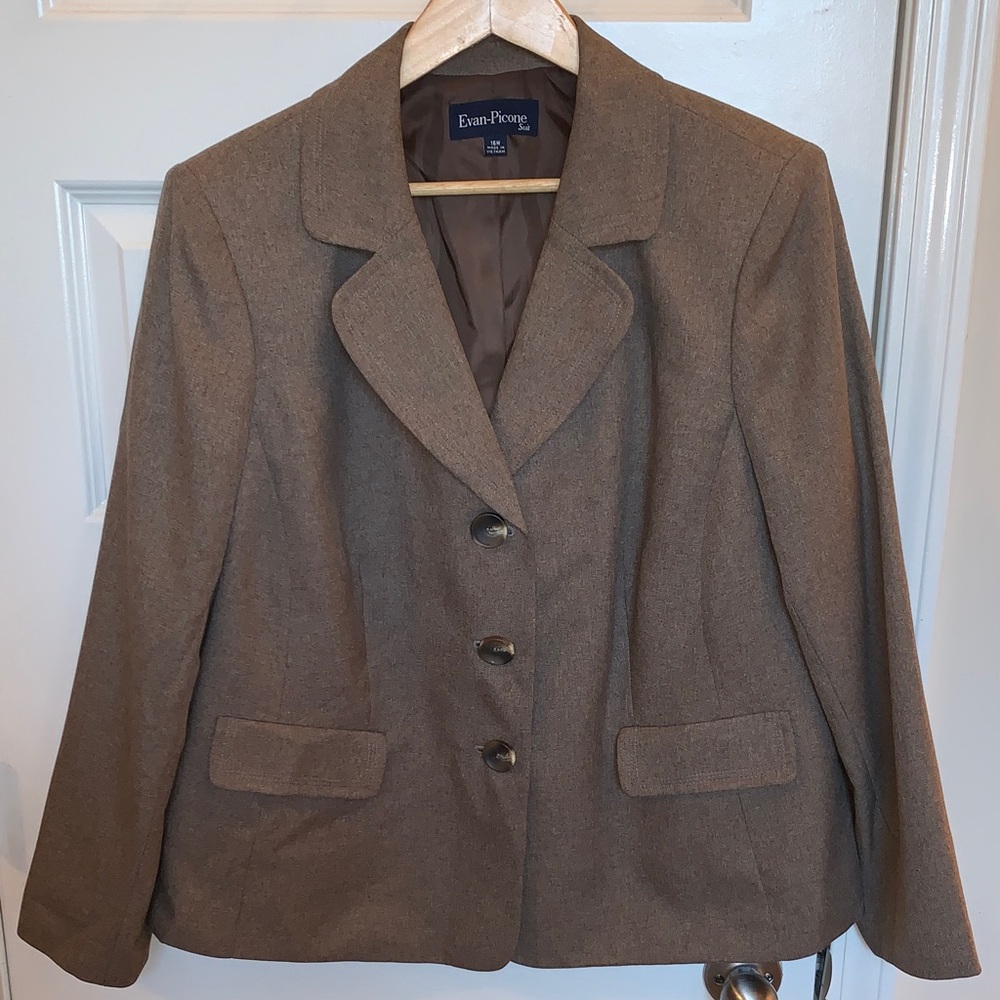 Evan Picone Women's Tan Blazer